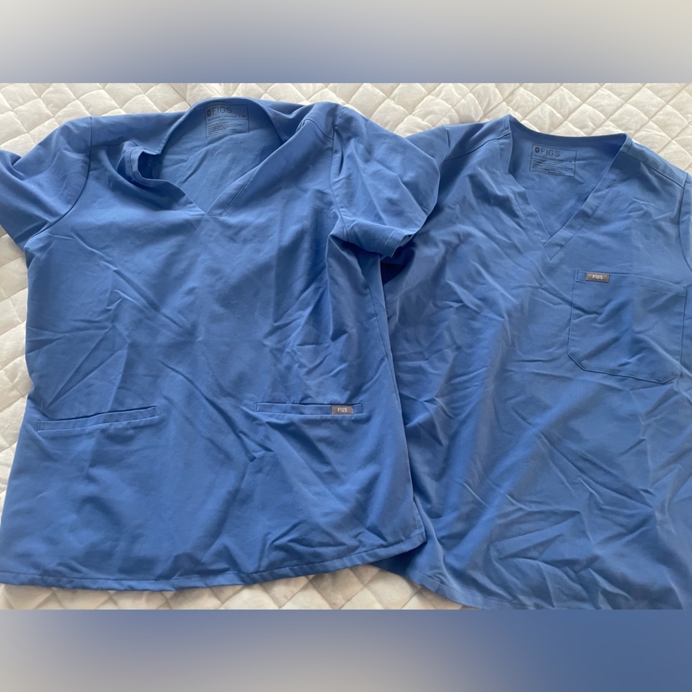 Figs scrub tops x2. Women’s M/ceil blue